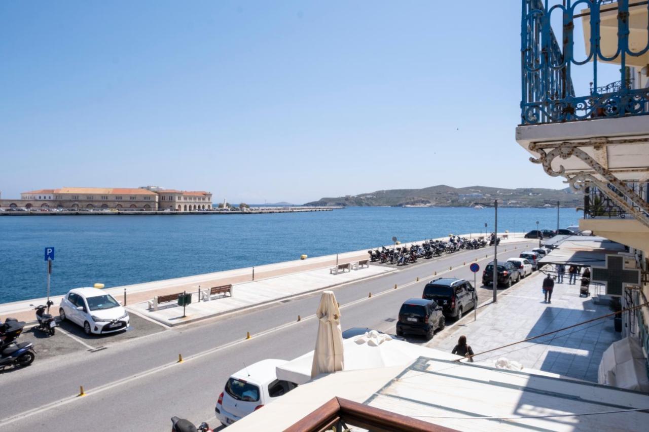 Venus Luxury Apartment Ermupoli Exteriér fotografie