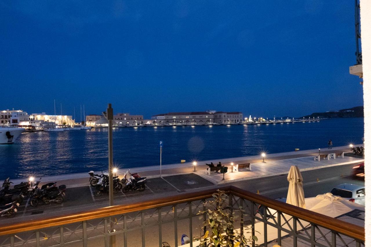 Venus Luxury Apartment Ermupoli Exteriér fotografie